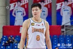 段冉：首鋼贏球但代價(jià)慘烈 山西隊(duì)包袱重急于求成