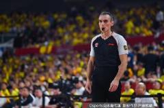 籃協(xié)公布總決賽前四場(chǎng)裁判陣容：2歐1亞、1歐1中1亞、1歐2亞、1歐1亞1中