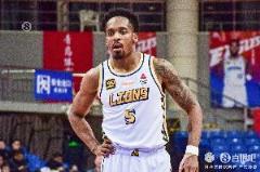 巴里-布朗曾是北京男籃舊將，2021-22賽季效力5場(chǎng)