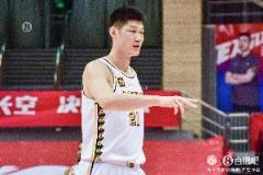 付政浩：大秋更健康體能穩(wěn)定，或成CBA最強(qiáng)內(nèi)線