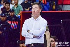 劉維偉：集團(tuán)領(lǐng)導(dǎo)支持力度大 誠(chéng)意足 青島成續(xù)約首選