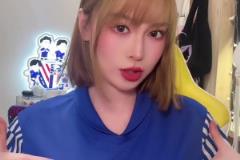 中超16隊女球迷為國足加油