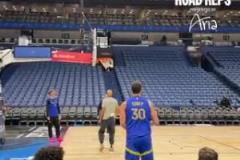 內(nèi)斯塔：感謝老婆沒(méi)把我趕出家門，老是帶我去購(gòu)物真的好煩啊