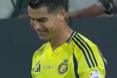 吐餅之王！杜蘭5次錯(cuò)失絕對(duì)機(jī)會(huì)，C羅不斷喂餅無(wú)果無(wú)奈苦笑！