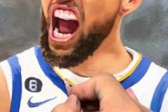 畫家在街頭現(xiàn)場(chǎng)發(fā)揮繪畫庫(kù)里畫像 如果你是庫(kù)蜜愿出多少購(gòu)買？