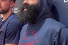 哈登談庫里：我們見證了真正的偉大，勇士可能就是我無冠的原因！