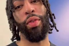 濃眉祝賀籃球女神佩奇成為WNBA狀元