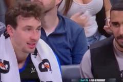 論球場視野，還得看小瓦格納……誒~剛剛小瓦說的什么來著