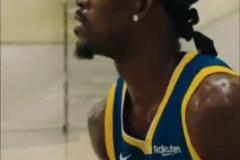 備戰(zhàn)火箭！巴特勒身穿勇士30號訓練三分！三分連中玄學加成？