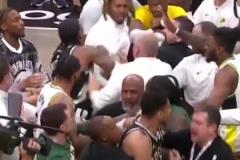 最搞笑的一次沖突！字母抱著馬瑟林耳語，突然兩人開始推搡