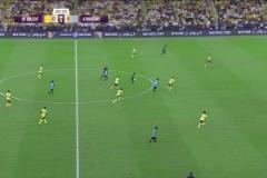 勝利丟球！伊藤達(dá)也不停球凌空抽射破門！西馬坎解圍烏龍助攻！