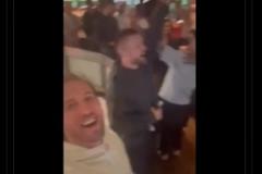 喝醉了都凱恩曬全隊(duì)喝酒慶祝視頻配文：我們是冠軍！