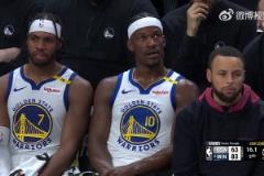 替補(bǔ)席眾生相 比分落后希爾德&巴特勒&庫(kù)里替補(bǔ)席面無表情