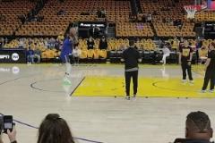 這是什么秘密武器？追夢賽前訓(xùn)練“兔子跳”投籃