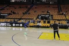 什么秘密武器？追夢賽前練習(xí)袋鼠跳跳投