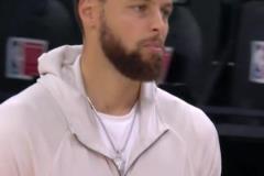 勇蜜壞消息：庫里受傷連輸四場出局！好消息：庫里不用冒險復出！