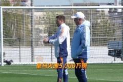 心里苦！安切洛蒂要求買后衛(wèi)俱樂部無動(dòng)于衷，阿隆索一來就買