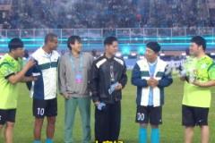 黃渤這次真進(jìn)球啦！現(xiàn)場(chǎng)合不攏嘴：今天晚上好好喝一頓吧