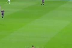 太優(yōu)雅了！莫德里奇這球秀得對手頭皮發(fā)麻